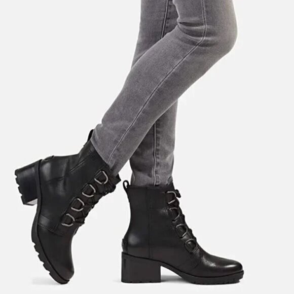 Sorel Shoes - Sorel Cate Lace Up Lug Sole Moto Boots in Black 8.5